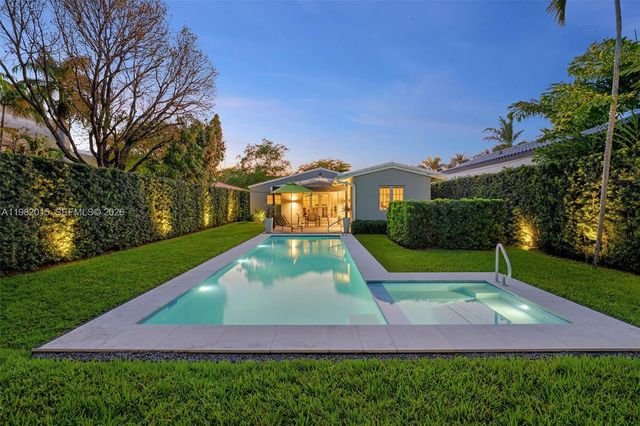 1729 Lenox Ave, Miami Beach, FL 33139