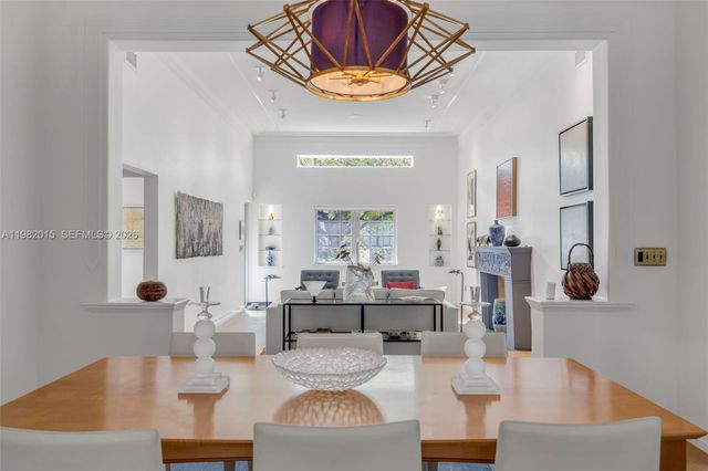 1729 Lenox Ave, Miami Beach, FL 33139