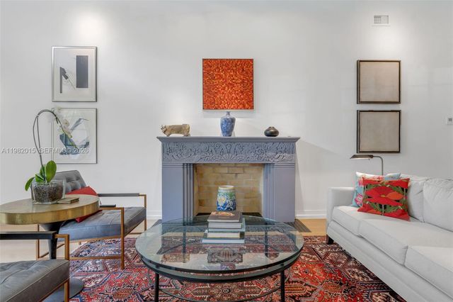 1729 Lenox Ave, Miami Beach, FL 33139