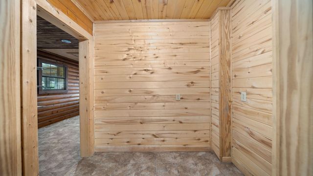 16120 Brown Road, Waller, TX 77484