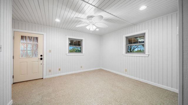 16120 Brown Road, Waller, TX 77484