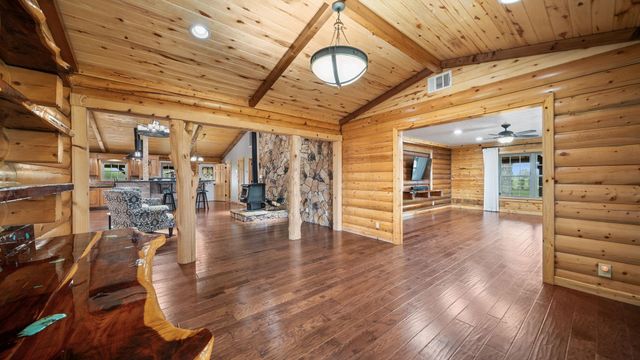 16120 Brown Road, Waller, TX 77484