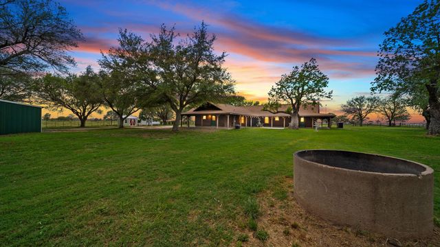 16120 Brown Road, Waller, TX 77484