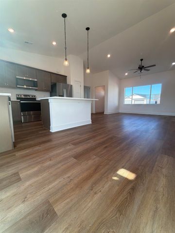 1145 Trek Cir, Goddard, KS 67052