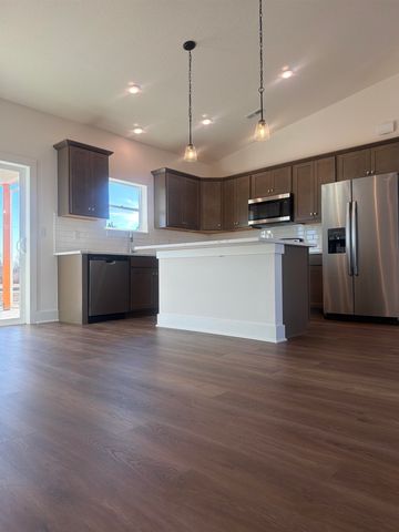 1145 Trek Cir, Goddard, KS 67052