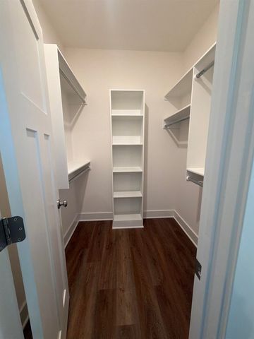 1145 Trek Cir, Goddard, KS 67052