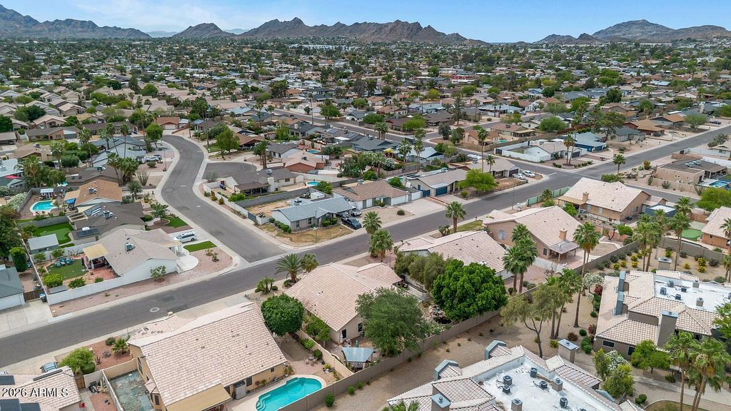 Image 36 of property listing at 3028 E EMILE ZOLA Avenue, Phoenix, AZ 85032