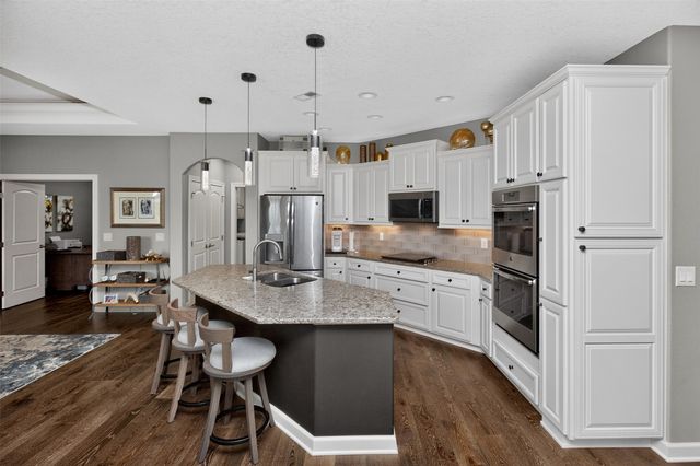 3602 NW Linwood Lane, Ankeny, IA 50023