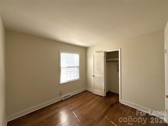 4428 Brooktree Drive, Charlotte, NC 28208