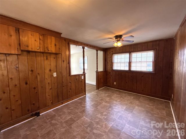 4428 Brooktree Drive, Charlotte, NC 28208