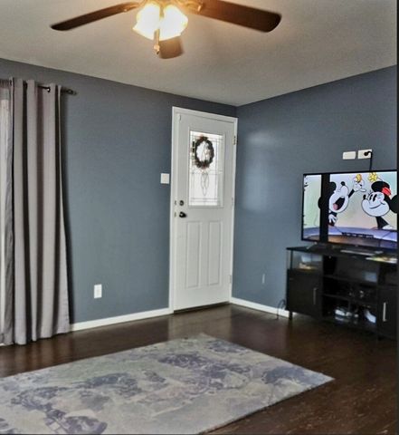 4129 W 90th Street, Hometown, IL 60456