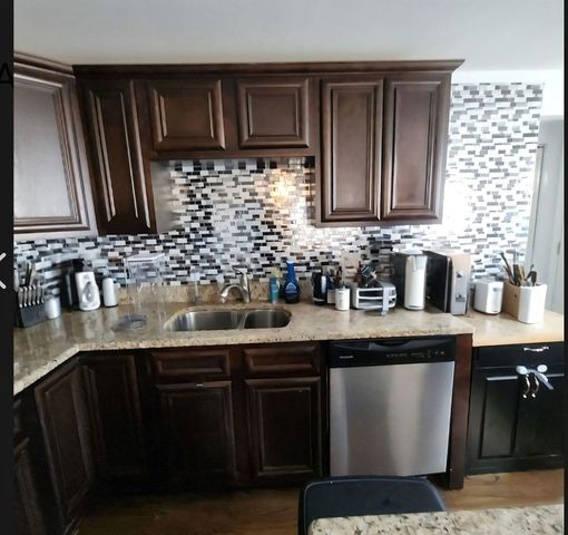 4129 W 90th Street, Hometown, IL 60456