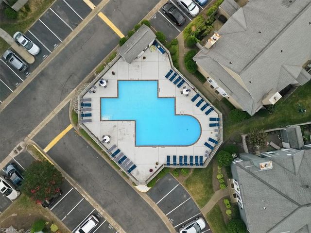 411 Chatterton DR, Virginia Beach, VA 23454