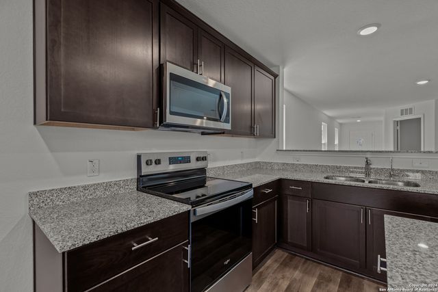 4060 Lily Glade Lane, Seguin, TX 78155