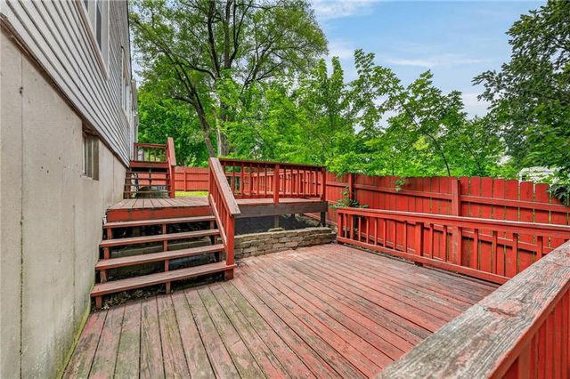 11602 E 37TH Street S, Independence, MO 64052