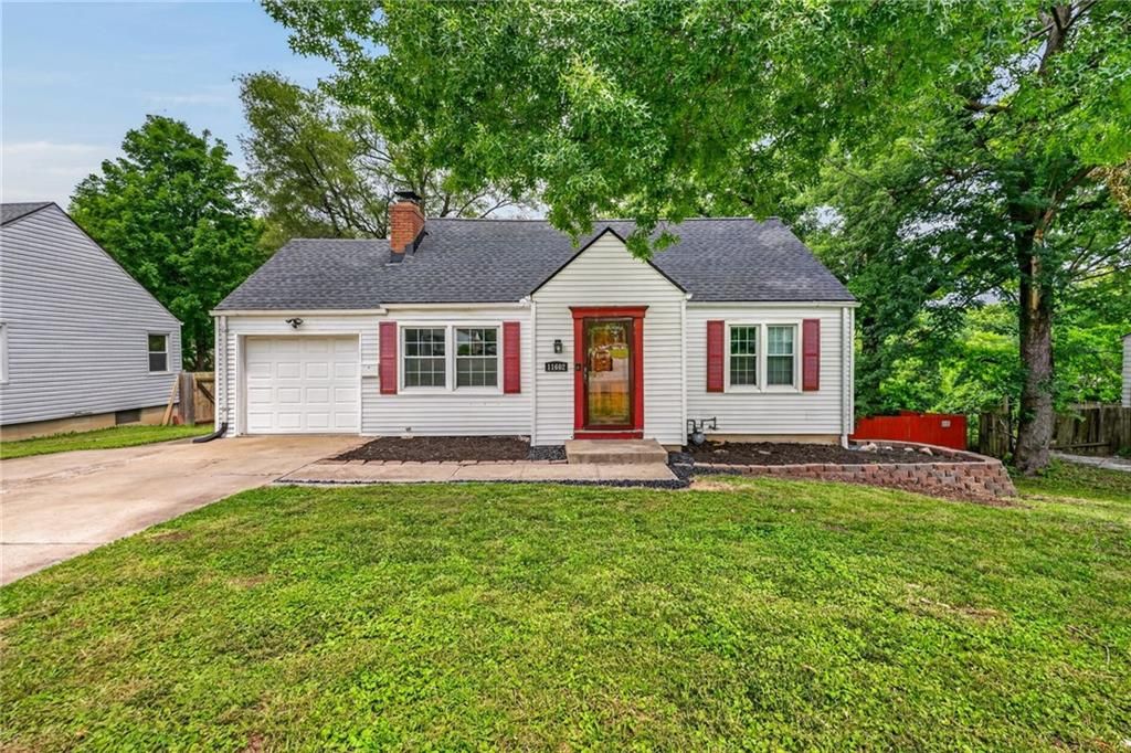 11602 E 37TH Street S, Independence, MO 64052