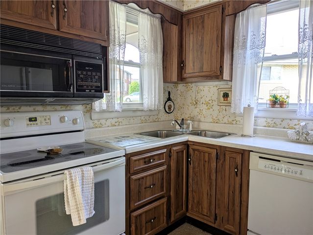 306 S Grant St, Scottdale, PA 15683