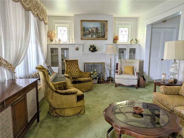 306 S Grant St, Scottdale, PA 15683