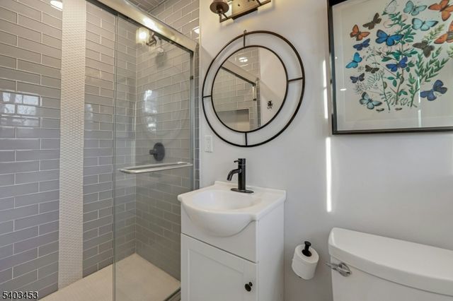 30 Morlot Ave, Fair Lawn Boro, NJ 07410