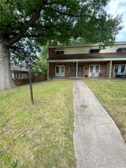 1413 N Main Street, Independence, MO 64050
