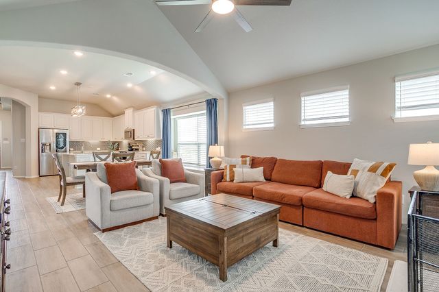 4721 Sassafras Drive, Fort Worth, TX 76036