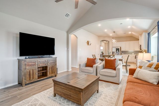 4721 Sassafras Drive, Fort Worth, TX 76036