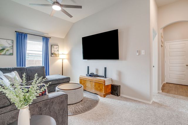4721 Sassafras Drive, Fort Worth, TX 76036