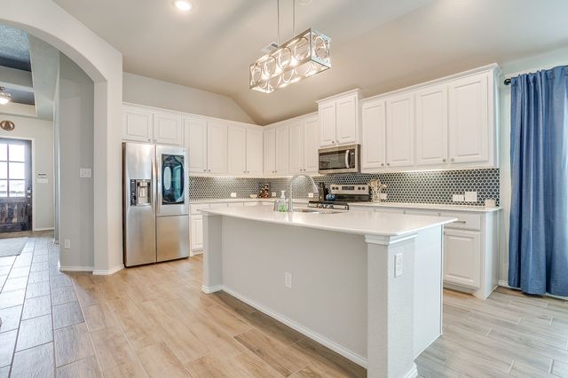 4721 Sassafras Drive, Fort Worth, TX 76036