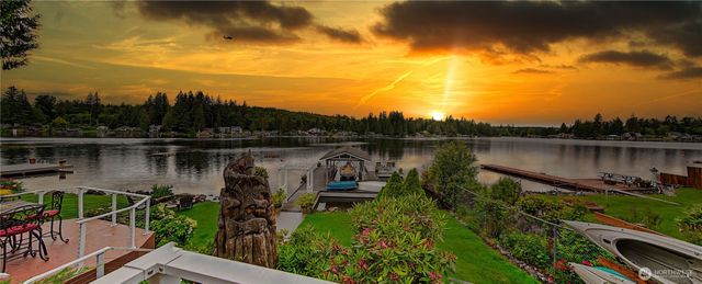 2410 S Lake Roesiger Road, Snohomish, WA 98290