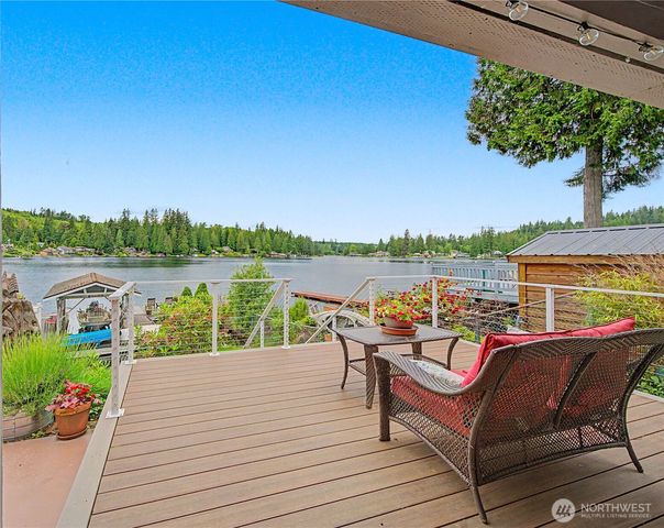 2410 S Lake Roesiger Road, Snohomish, WA 98290