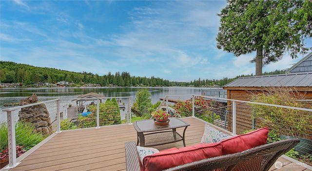2410 S Lake Roesiger Road, Snohomish, WA 98290