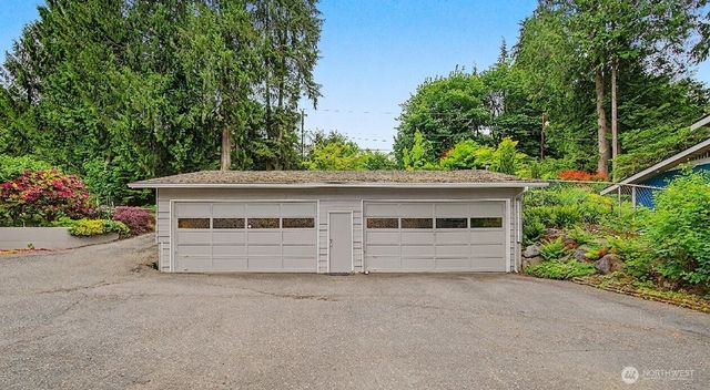 2410 S Lake Roesiger Road, Snohomish, WA 98290