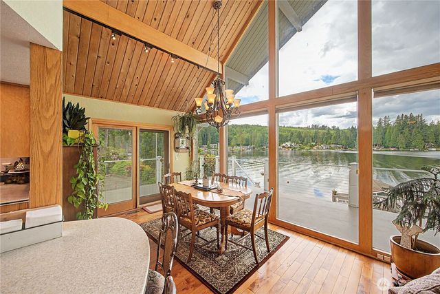 2410 S Lake Roesiger Road, Snohomish, WA 98290