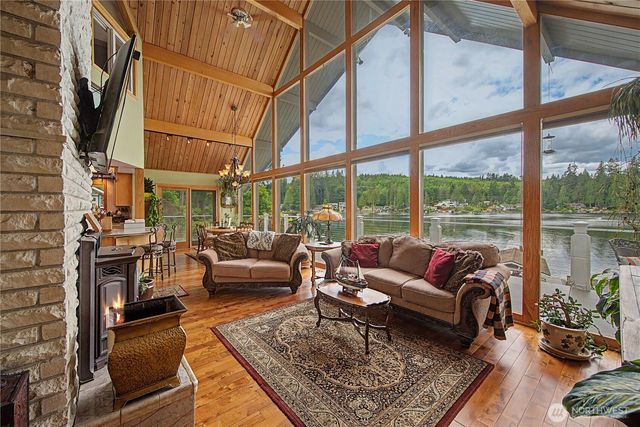 2410 S Lake Roesiger Road, Snohomish, WA 98290