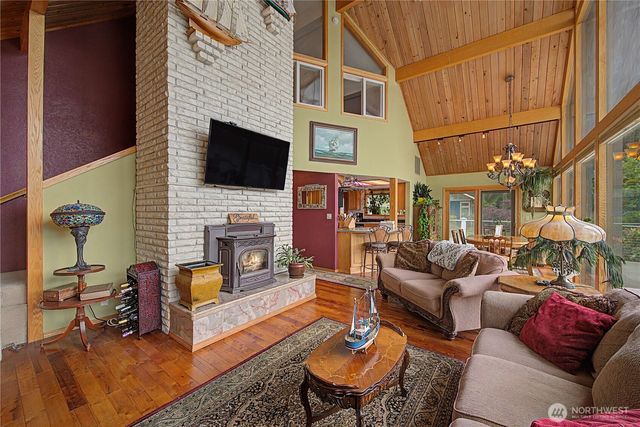 2410 S Lake Roesiger Road, Snohomish, WA 98290