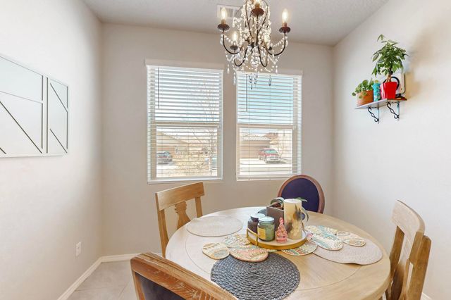 1805 Valle Vista Road NW, Los Lunas, NM 87031