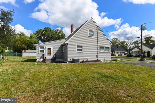 21 HIAWATHA RD, Somerdale, NJ 08083