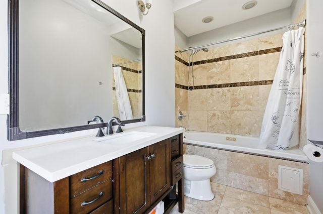 1517 E Marquette Road 2e, Chicago, IL 60637