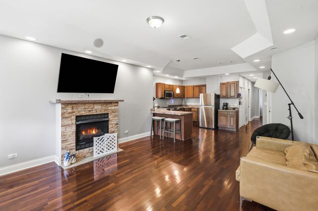 1517 E Marquette Road 2e, Chicago, IL 60637