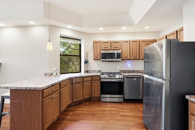 1517 E Marquette Road 2e, Chicago, IL 60637
