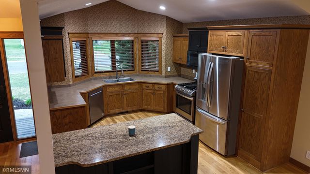 38270 Everett Avenue, North Branch, MN 55056