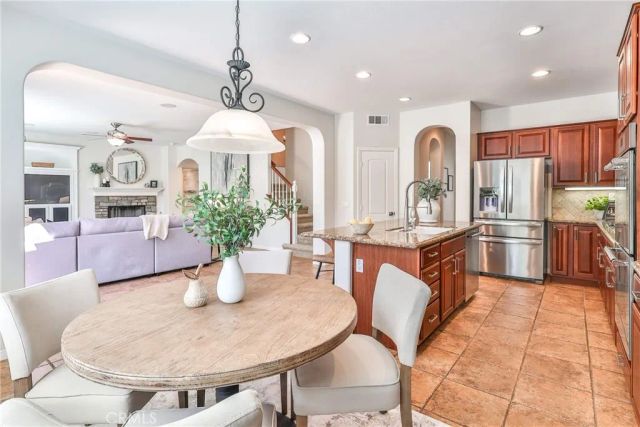 1636 Camino Largo Street, Corona, CA 92881