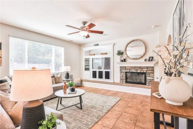 1636 Camino Largo Street, Corona, CA 92881