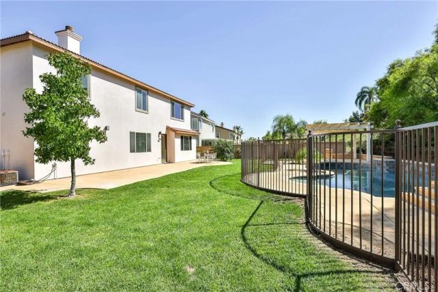 1636 Camino Largo Street, Corona, CA 92881