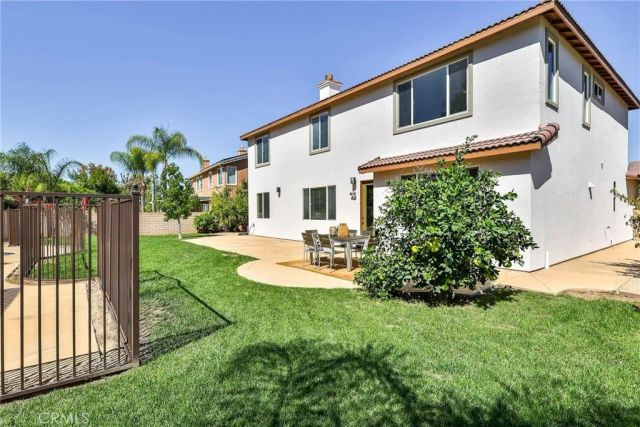 1636 Camino Largo Street, Corona, CA 92881