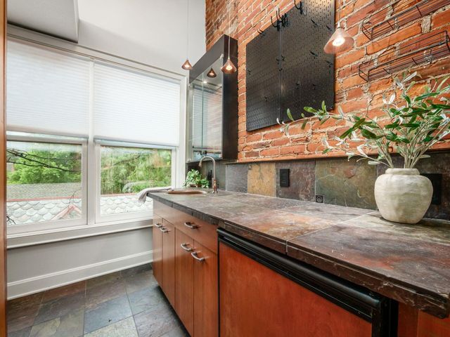 36 E Kossuth Street, 36B, Columbus, OH 43206
