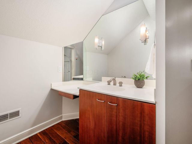 36 E Kossuth Street, 36B, Columbus, OH 43206