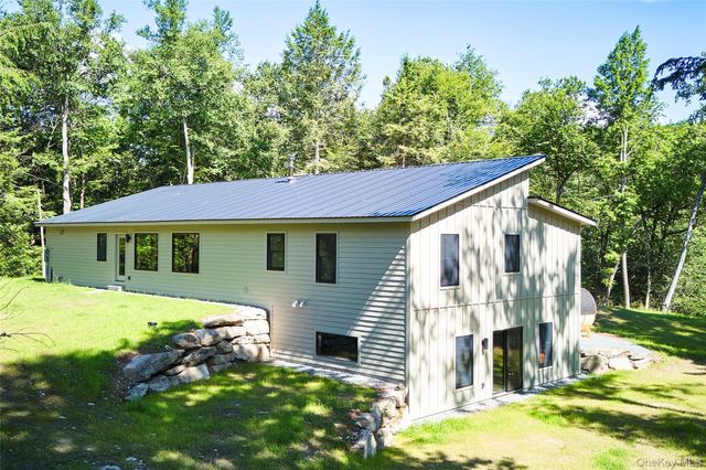 53 Land and Lakes Trail, Kenoza Lake, NY 12750