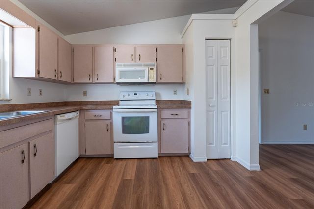 17379 SW 27TH COURT ROAD, Ocala, FL 34473