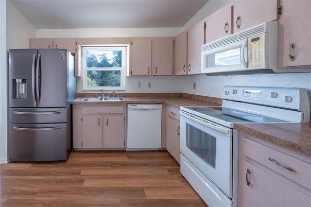 17379 SW 27TH COURT ROAD, Ocala, FL 34473